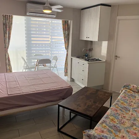 Esmeralda 6 Apartment